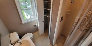 AVAILABLE September 1st- 4 Bed 3 Bath w/ Spacious Back Deck - SHORT TERM LEASE TILL END OF APRIL Gallery 19