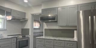 150 Caracas Avenue Gallery 12