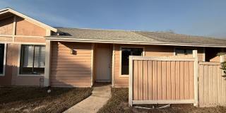 IMMEDIATE  MOVE IN!!!!!Cute 2 Bed / 2 Bath Gallery 1
