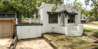 Freshly Updated 2 Bedroom House Gallery 16