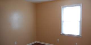 3 BR 2 BA in Midway Park Gallery 13