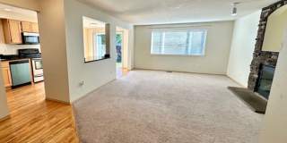 Roomy 4-Bedroom Home in Quiet Panther Lake Location Gallery 5