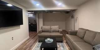 1 COURIER PL Gallery 12