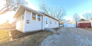 2 Bedroom 1 Stall Garage East Side Home for Rent Gallery 1