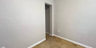 Cozy 1-Bedroom Apartments in a Charming 10-Unit Complex Gallery 5