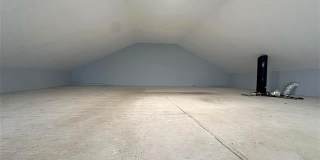 4500 BANKS Street Gallery 9