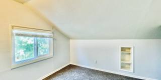 Renovated 4 bedroom 2 bath Home with Plenty of Space! Gallery 18