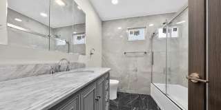 15753 Cohasset Street Gallery 4