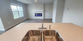 Brand New 3 Bedroom, 2.5 Bathroom Townhouse in Prime Ankeny Location – Available Now Gallery 5