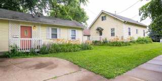 Charming 1 Bedroom 1 bath House in Iowa City Gallery 1
