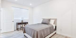 14748 Victory Blvd. Gallery 14