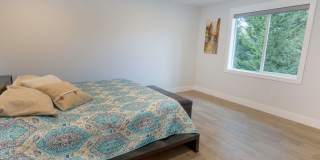 Fully Furnished Lake Oswego Gem!!!! Gallery 44