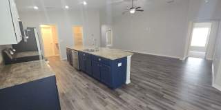 4 bed 2 bath home Gallery 4