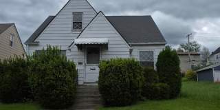Multi Family Home 3 Bedroom and 1 Bath For Rent Gallery 1