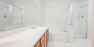 Gated Community townhome, with private garage Gallery 35