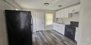 108 Hilton Street Unit A Gallery 4