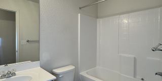 1521 Justin Loop Gallery 10