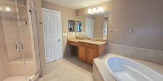 4 Level Luxury TH with Deck & Patio! Gallery 25