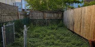 2643 EMERALD Street Gallery 21