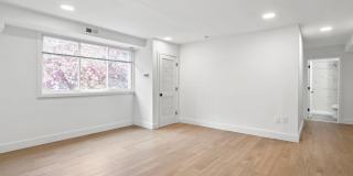 Horizon Gallery 106