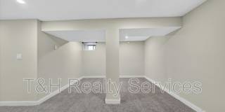 320 West 39th Street Gallery 26