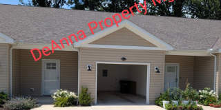 Rental - 642 Treadway Blvd. Sheffield Lake Gallery 1