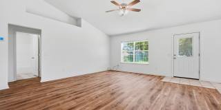 Charming Navarre Home with Large Lot & Holley by the Sea Amenities! Gallery 6
