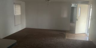 521 E. Veterans Memorial Blvd Gallery 10