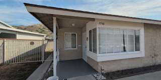 Charming Burbank Retreat with Spacious Yard & Modern Comforts Gallery 3