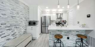 7592-A LAKESIDE VILLAGE Drive Gallery 1