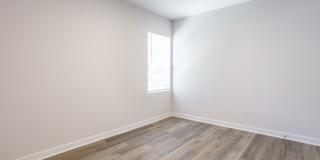 728 Parkway Avenue Gallery 17