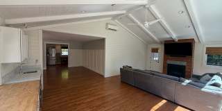 Spacious 4-Bedroom Home Plus Large Bonus Space – West Slope Vista Hills Gallery 21