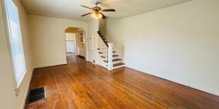 2 Bedroom 1 Bath Duplex Gallery 3