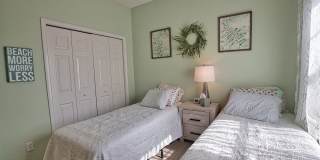 Seasonal Short-Term 2 Bed 2 Bath Single Family Home located in Venetian Golf and River Club! Gallery 23