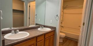2 bedroom, 2 1/2 bath condo in the NORTHEAST side of Colorado Springs Gallery 11