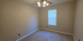 602 N Fairfield Drive Gallery 18