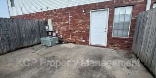 1115 Farley Circle - B Gallery 14