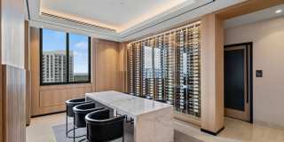 Veneto Las Olas Gallery 30