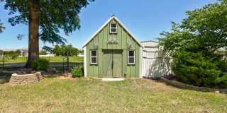 1501 East Cedar Lane Road Gallery 28