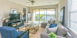 Brand new Construction Coach Home in Paloma Overlooking the Lake! Gallery 14