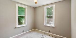 Updated 3 Bedroom on Quiet Street Minutes from Downtown Gallery 11