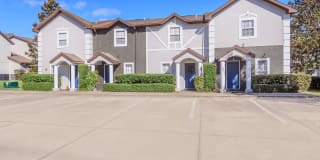 Carmendy Square Townhomes Gallery 10