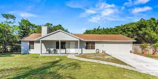 18055 W Sycamore Dr Gallery 1