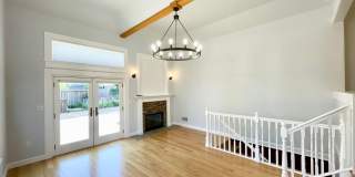 Charming Home on Cul-de-Sac w/Jacuzzi, Fireplace, Garage || Minutes from Downtown Napa! Gallery 1