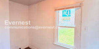 5747 Lakepointe Street Gallery 5