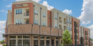 Affordable Housing - Balcones Lofts Gallery 3