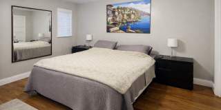 1638 Harvard Avenue Gallery 7