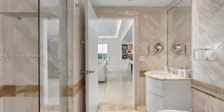 101 Ocean Dr Gallery 25