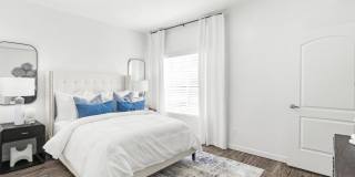Wilshire Place Apartments Gallery 25