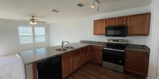 1402 Kissimmee Ct Gallery 2